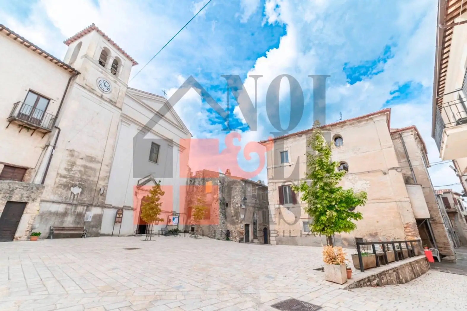 Appartamento in vendita a Mompeo