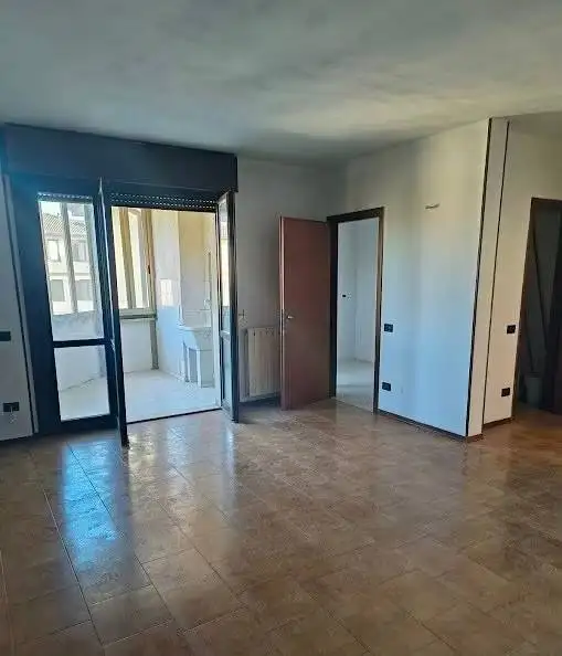 Appartamento in vendita a Cremona