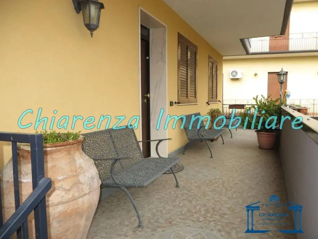 Appartamento via Vittorio Veneto 61, Centro, Aci Bonaccorsi - foto 2