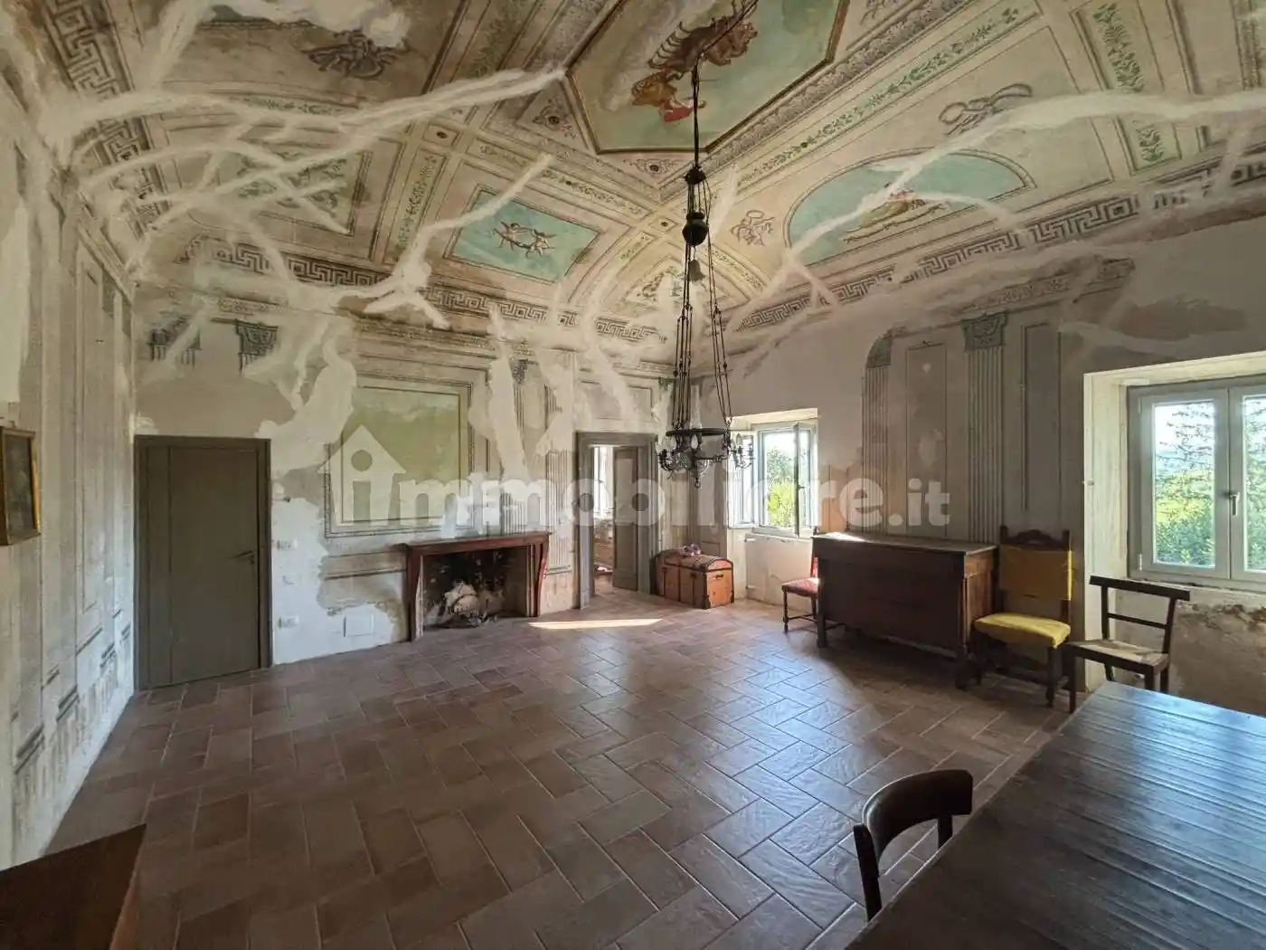 Casa indipendente in vendita a San Severino Marche