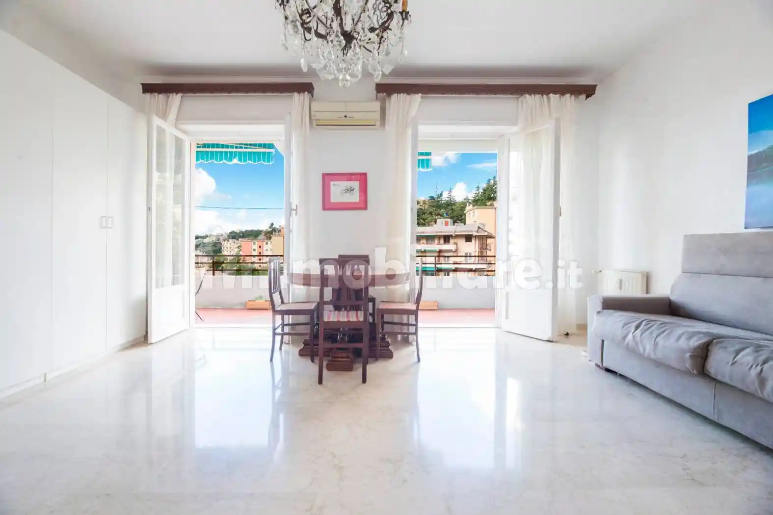 Appartamento in vendita a Genova