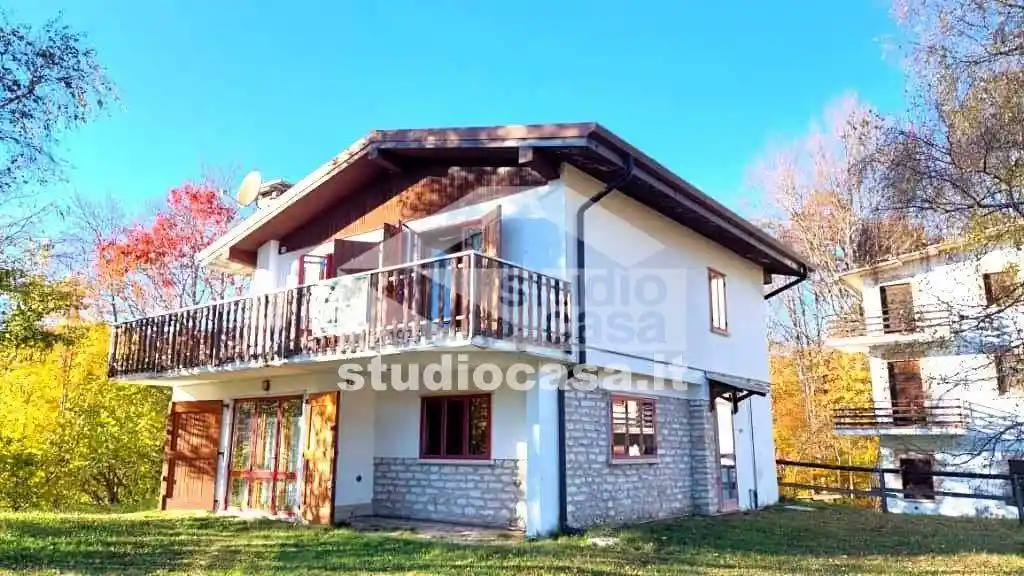 Villa in vendita a Ala