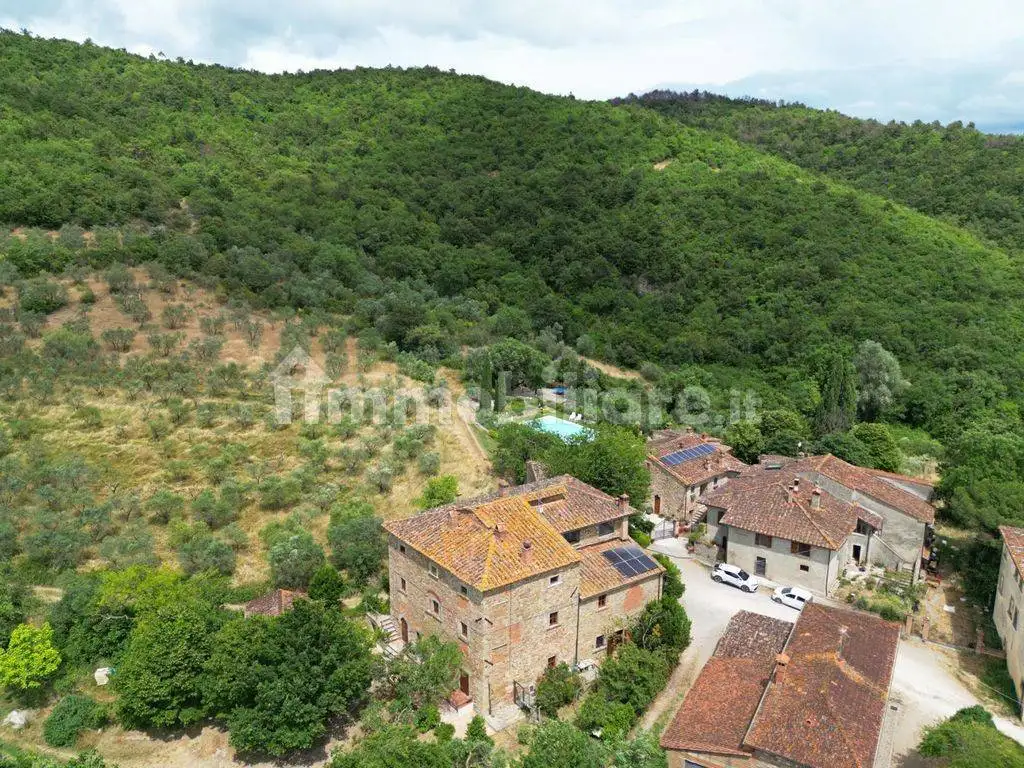 Rustico - Casale in vendita a Arezzo
