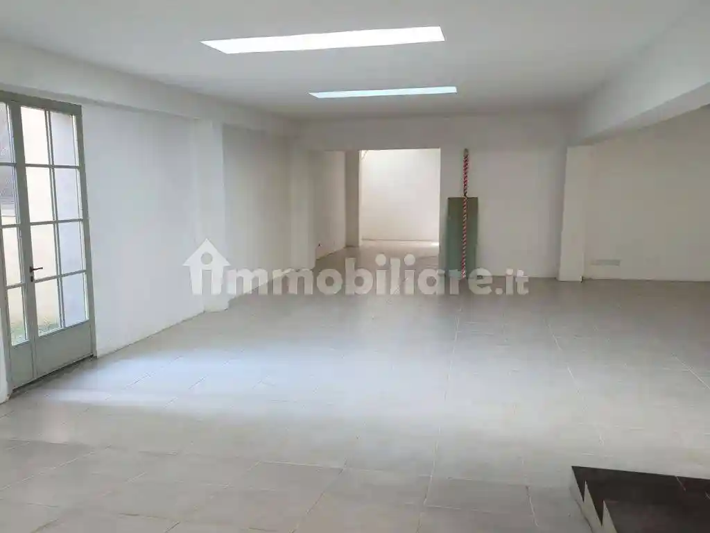 Palazzo - Edificio in Vendita - foto 3