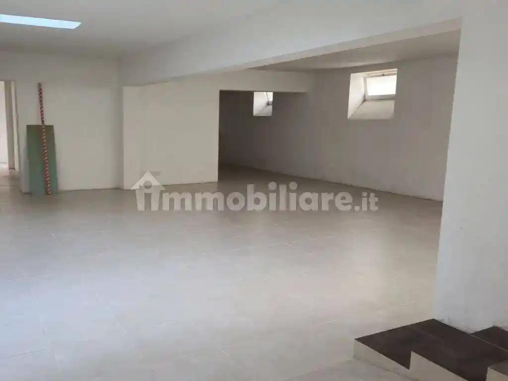 Palazzo - Edificio in Vendita - foto 4