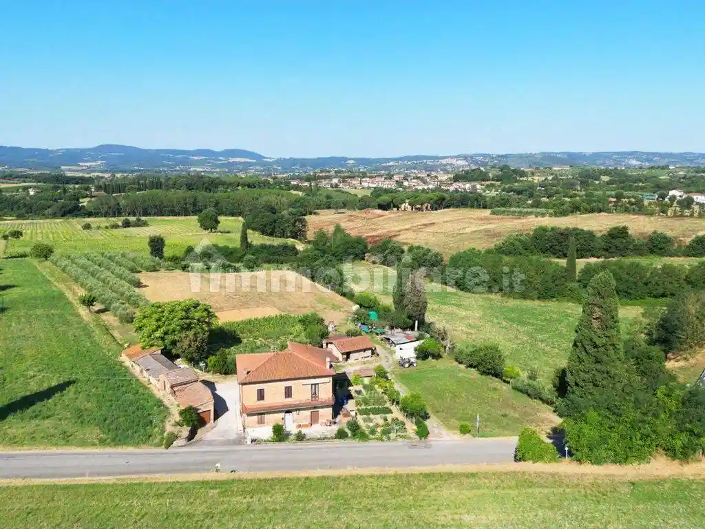 Villa in vendita a Sinalunga