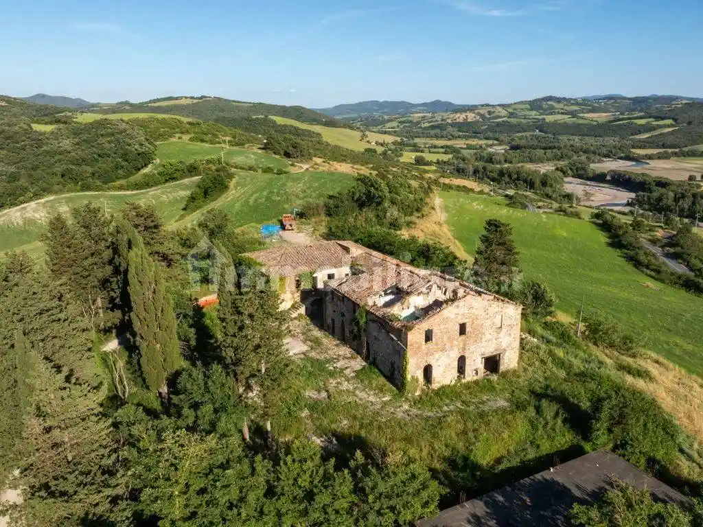 Rustico - Casale in vendita a Volterra