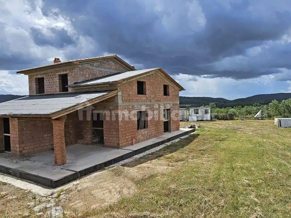 Villa in vendita a Bucine