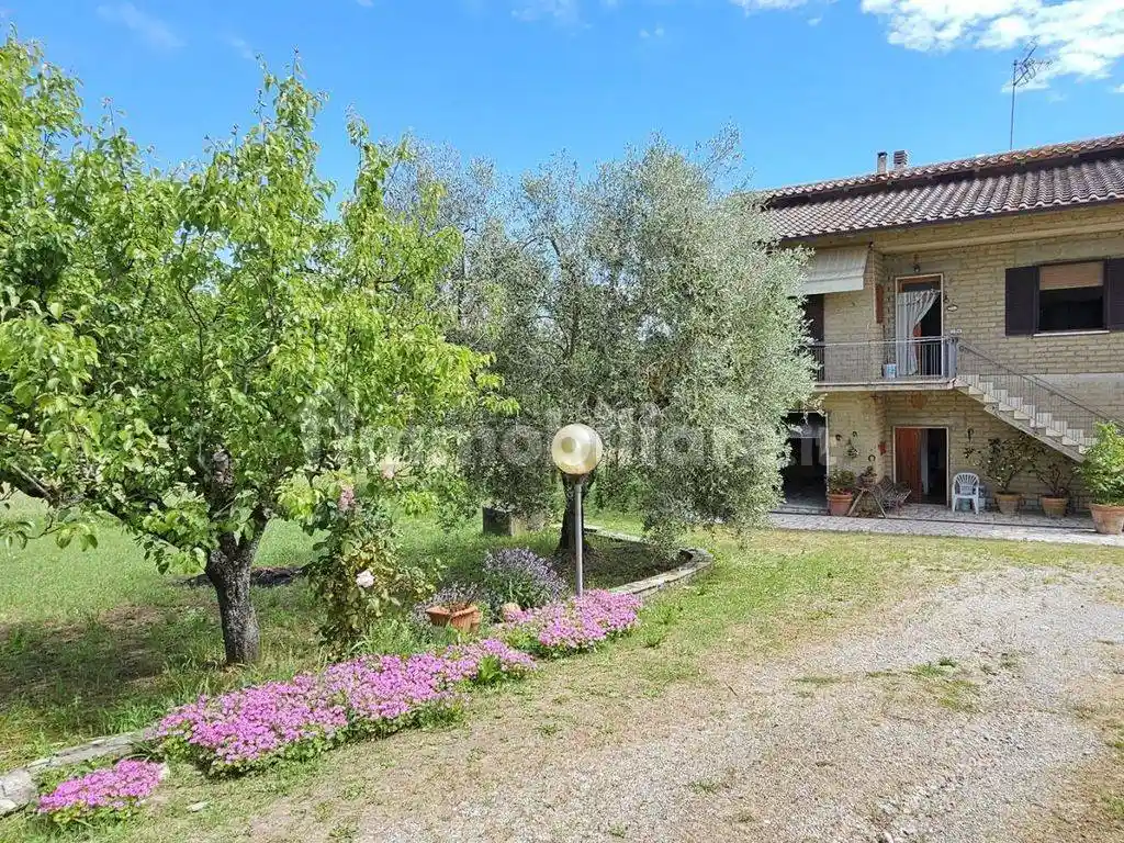 Villa in vendita a Torrita di Siena