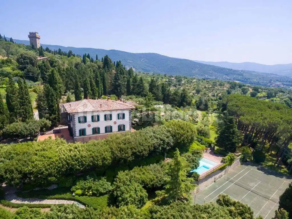 Villa in vendita a Cortona
