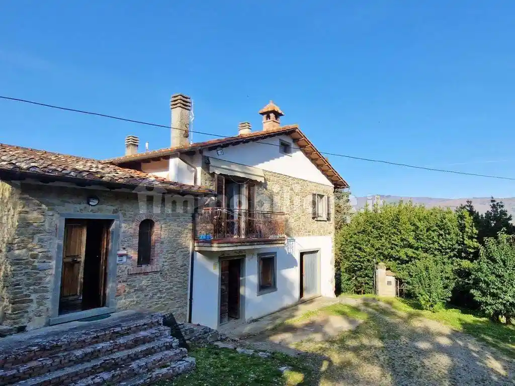 Villa in vendita a Arezzo