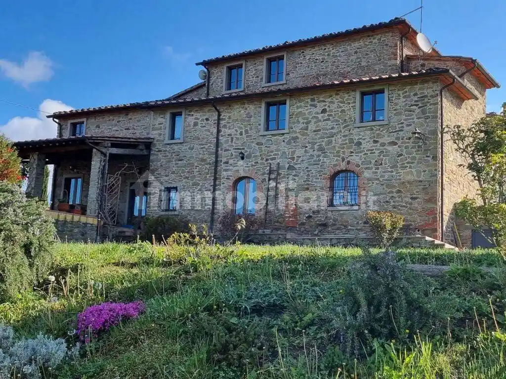 Rustico - Casale in vendita a Arezzo