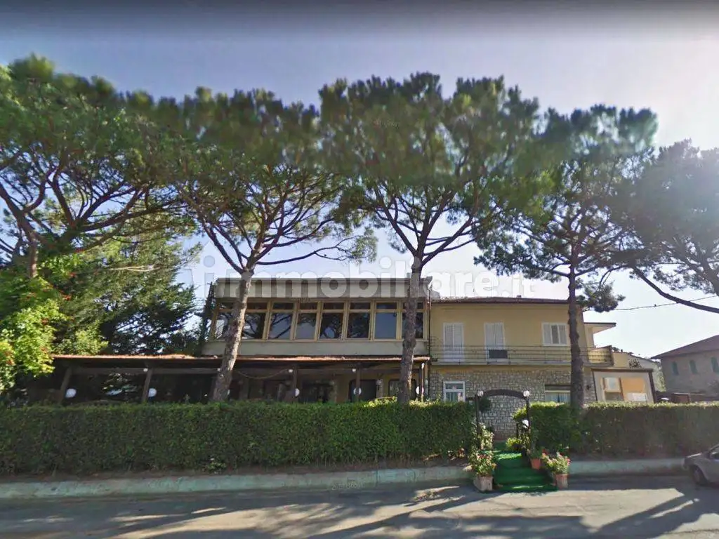 Palazzo - Edificio in vendita a Arezzo