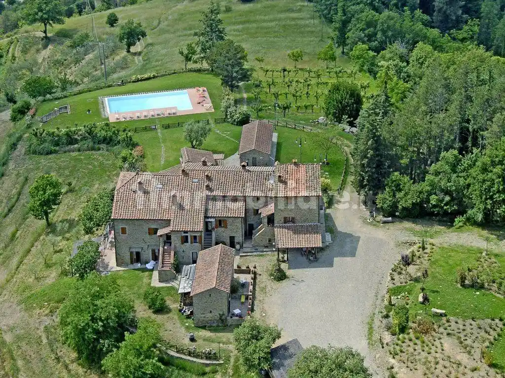 Rustico - Casale in vendita a Arezzo