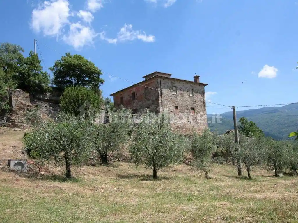 Rustico - Casale in vendita a Subbiano