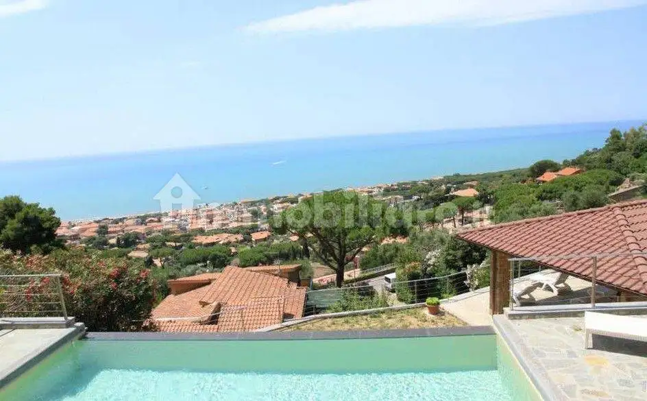 Rustico - Casale in vendita a Castiglione della Pescaia