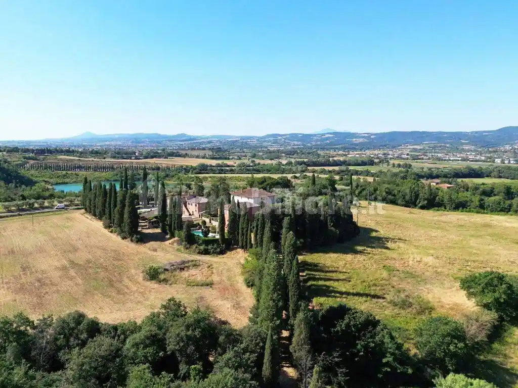 Rustico - Casale in vendita a Sinalunga