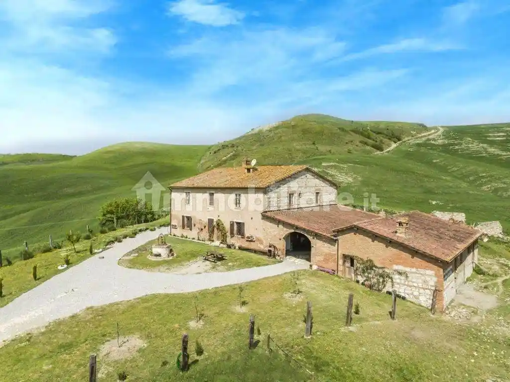 Rustico - Casale in vendita a Asciano