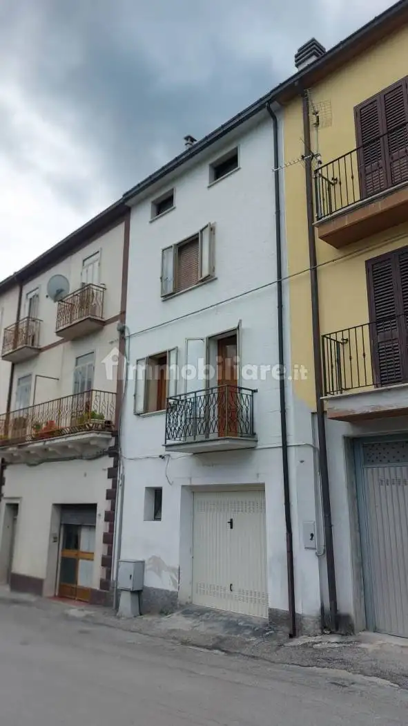 Casa indipendente in vendita a Quadri