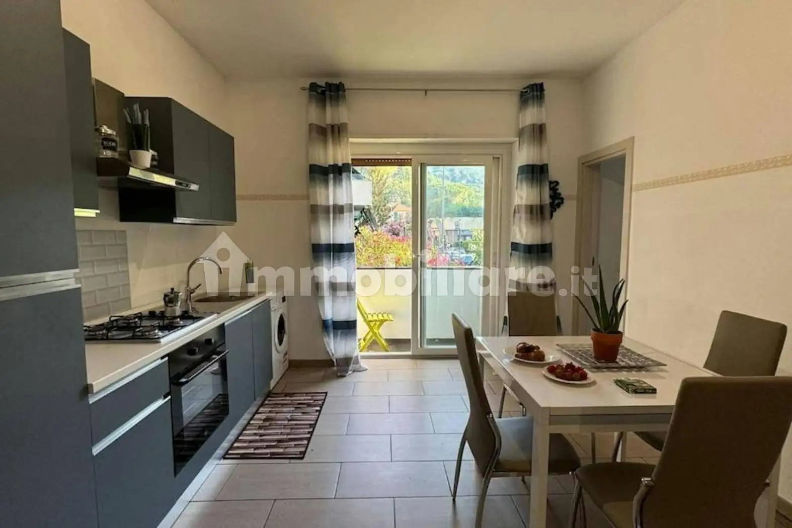 Appartamento in affitto a Rapallo