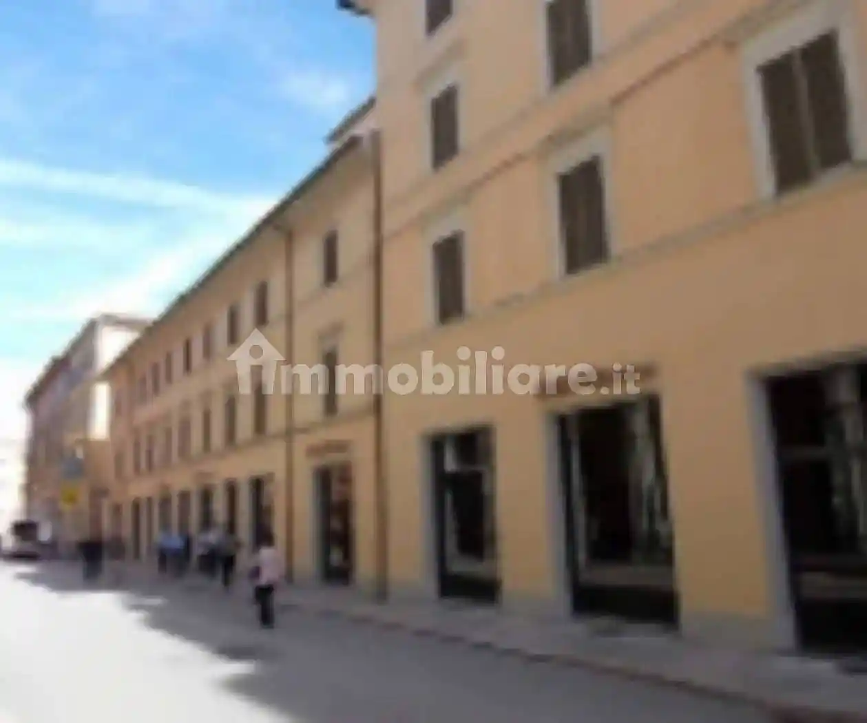 Palazzo - Edificio in vendita a Jesi