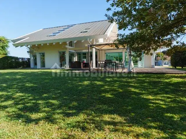 Villa in vendita a Salgareda