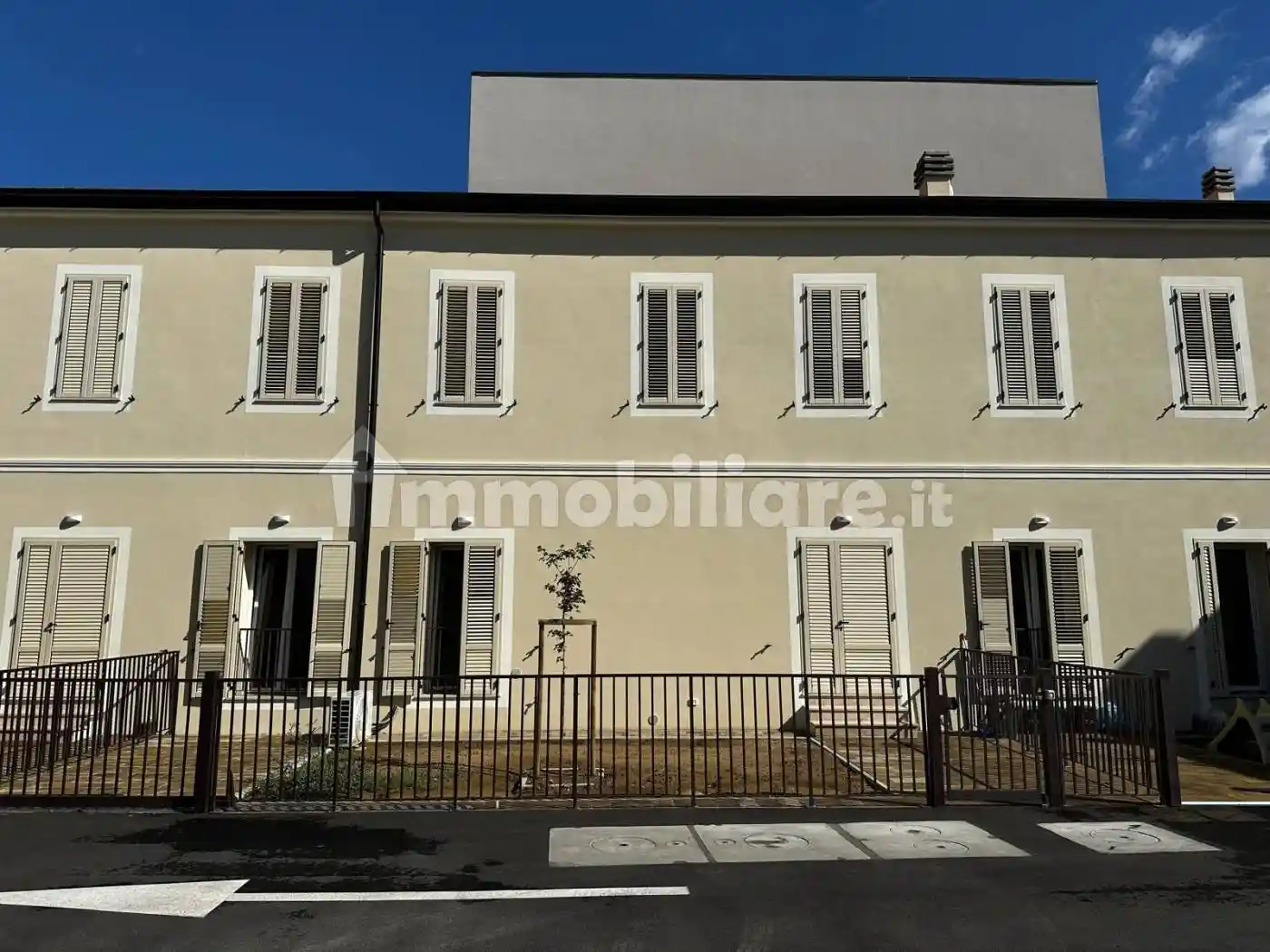 Casa indipendente in vendita a Campi Bisenzio