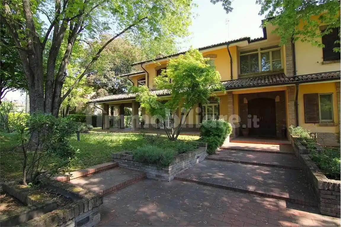 Villa in vendita a Scandiano