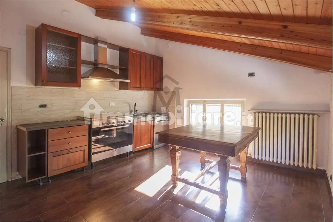 Appartamento in vendita a Castelnovo Ne' Monti