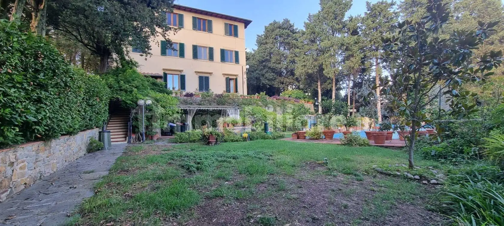 Appartamento in vendita a Firenze