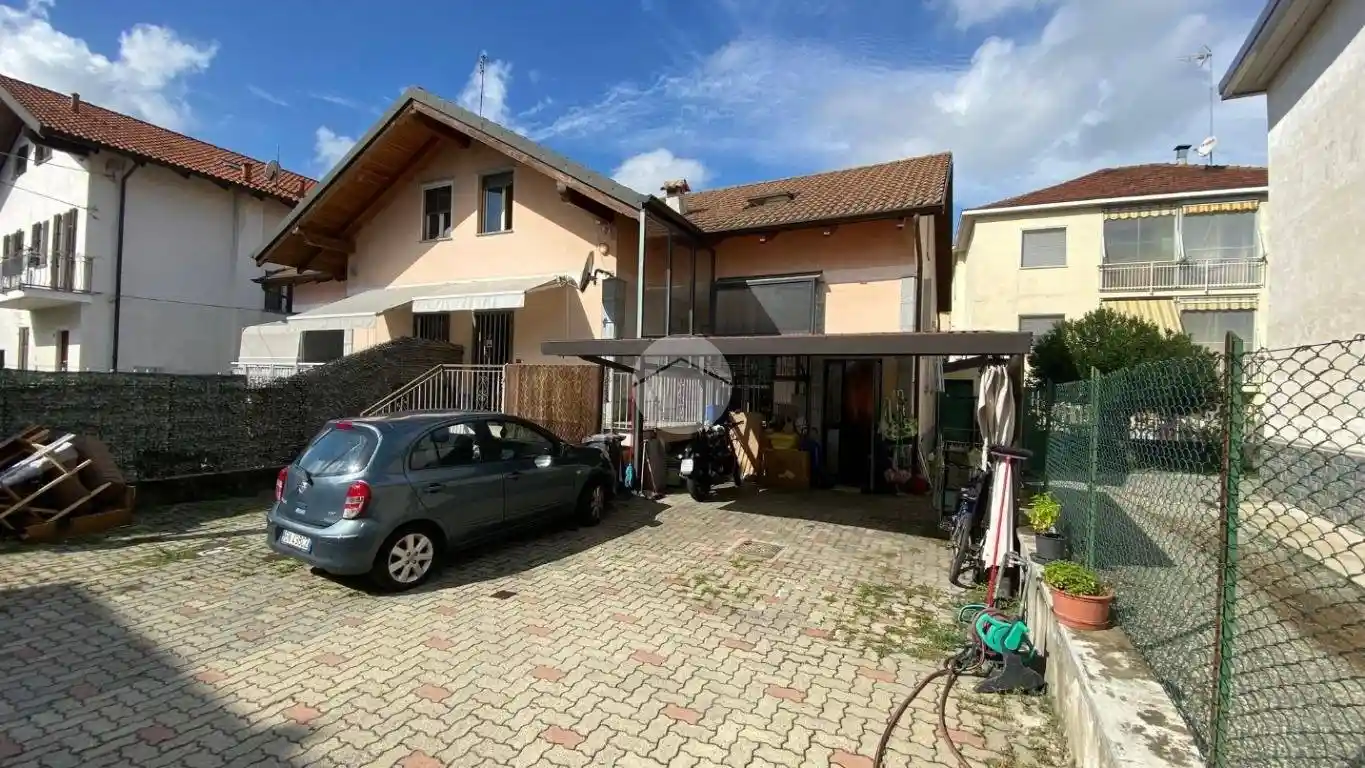 Villa in vendita a Settimo Torinese