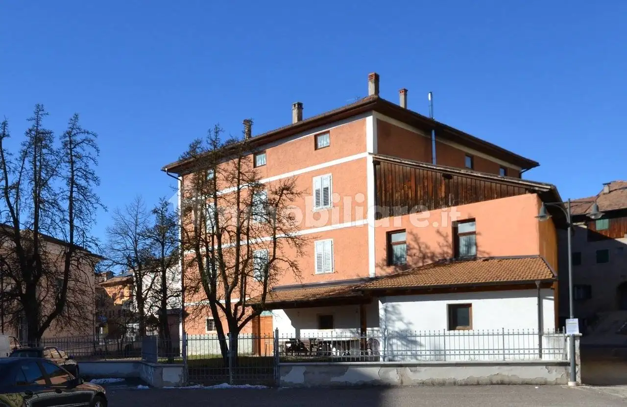 Appartamento in vendita a Romeno