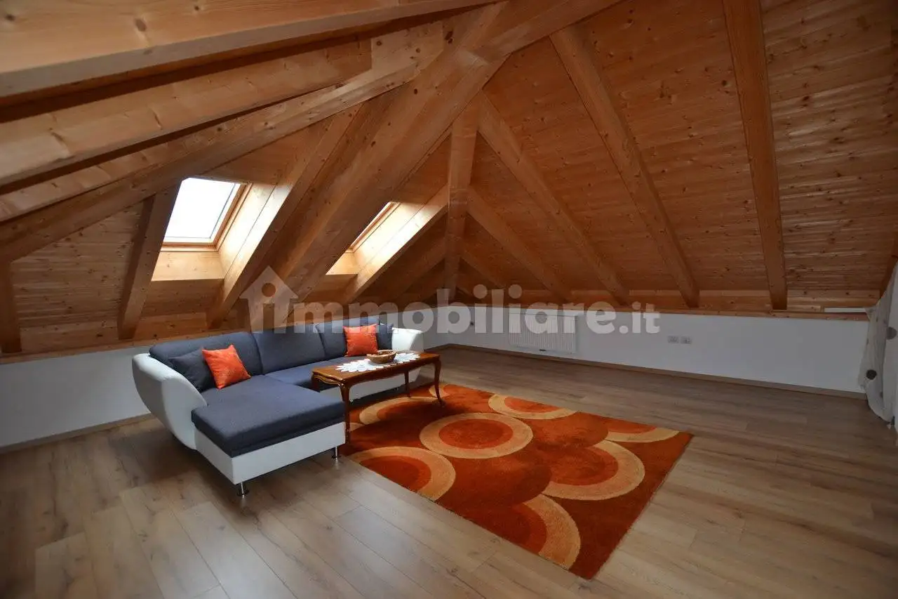 Terratetto unifamiliare 180 m², ottimo stato, Amblar-Don - foto 3