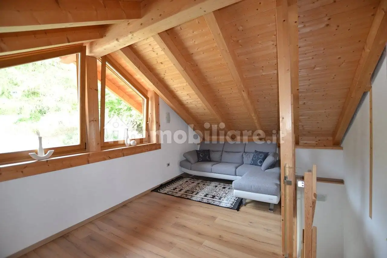 Terratetto unifamiliare 180 m², ottimo stato, Amblar-Don - foto 5