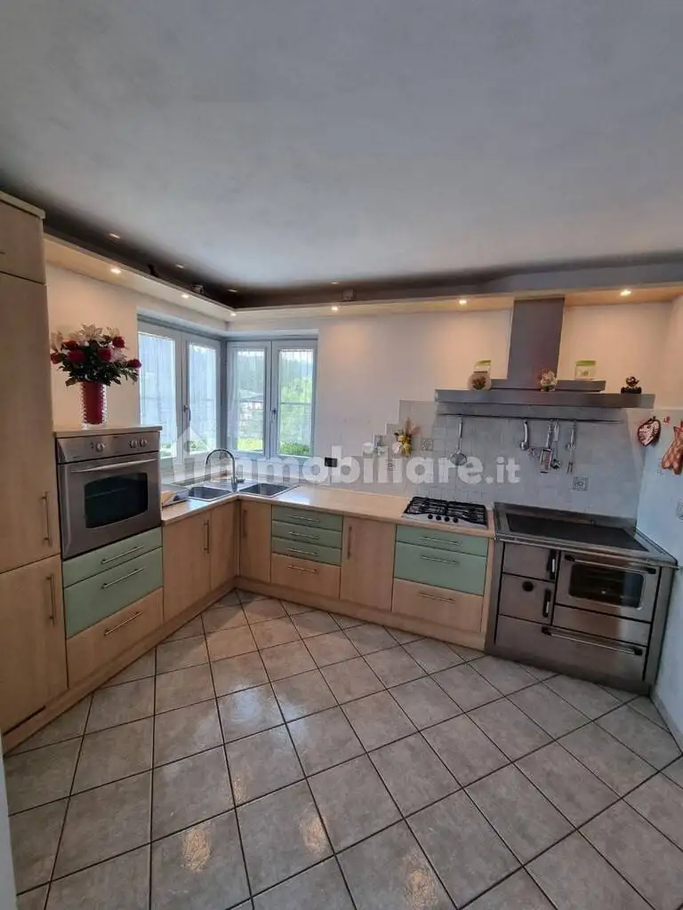 Villa unifamiliare, ottimo stato, 288 m², Borgo d'Anaunia - foto 5