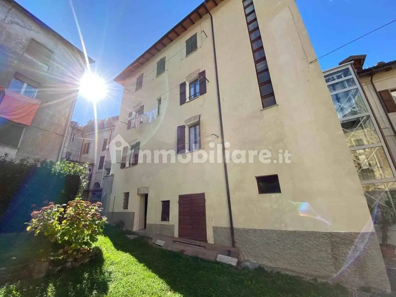 Appartamento in vendita a Castelnovo Ne' Monti