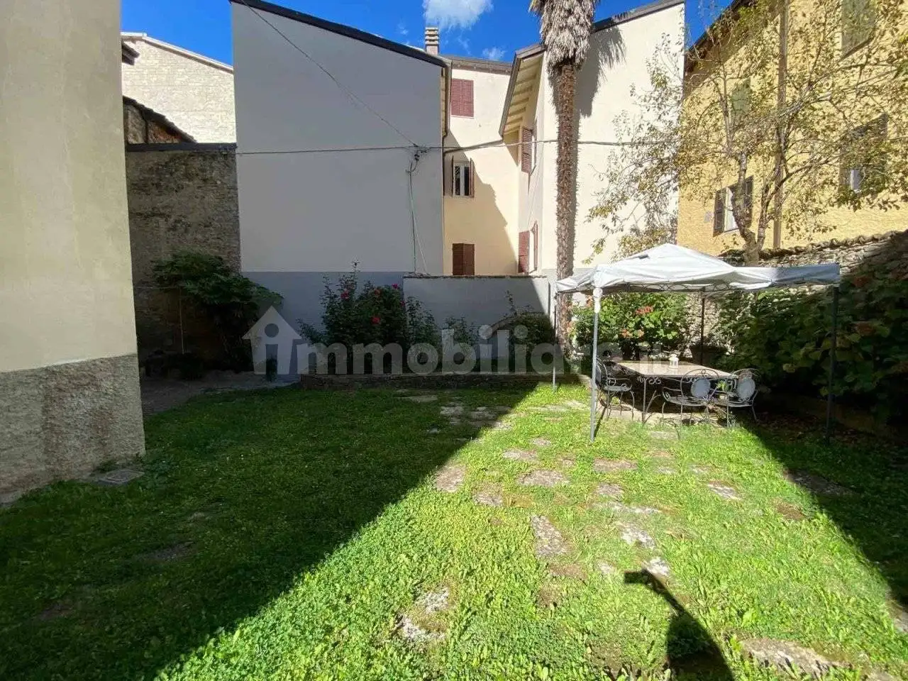 Appartamento via Vittorio Veneto, Castelnuovo Ne' Monti, Castelnovo Ne' Monti - foto 2