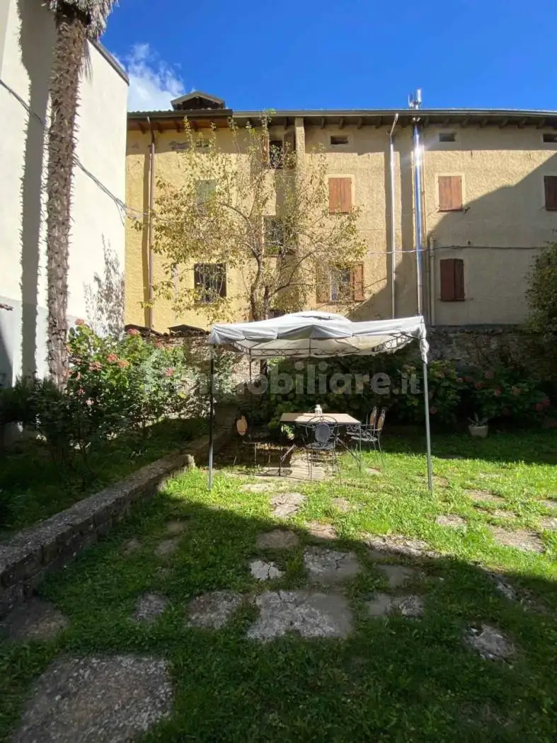 Appartamento via Vittorio Veneto, Castelnuovo Ne' Monti, Castelnovo Ne' Monti - foto 4