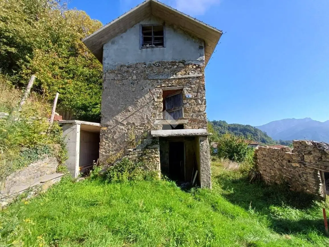 Casa indipendente in vendita a Busalla