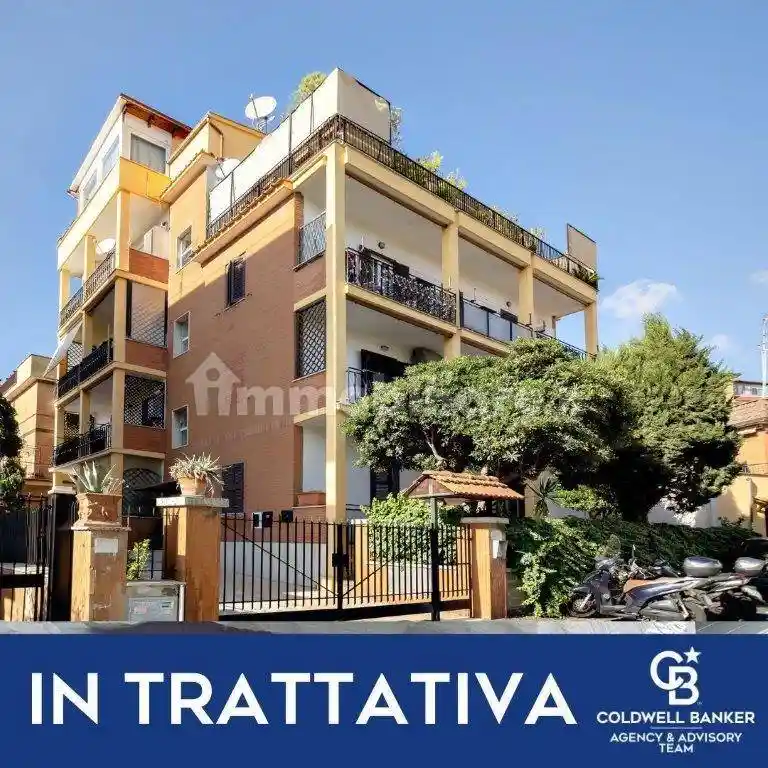 Appartamento in vendita a Roma