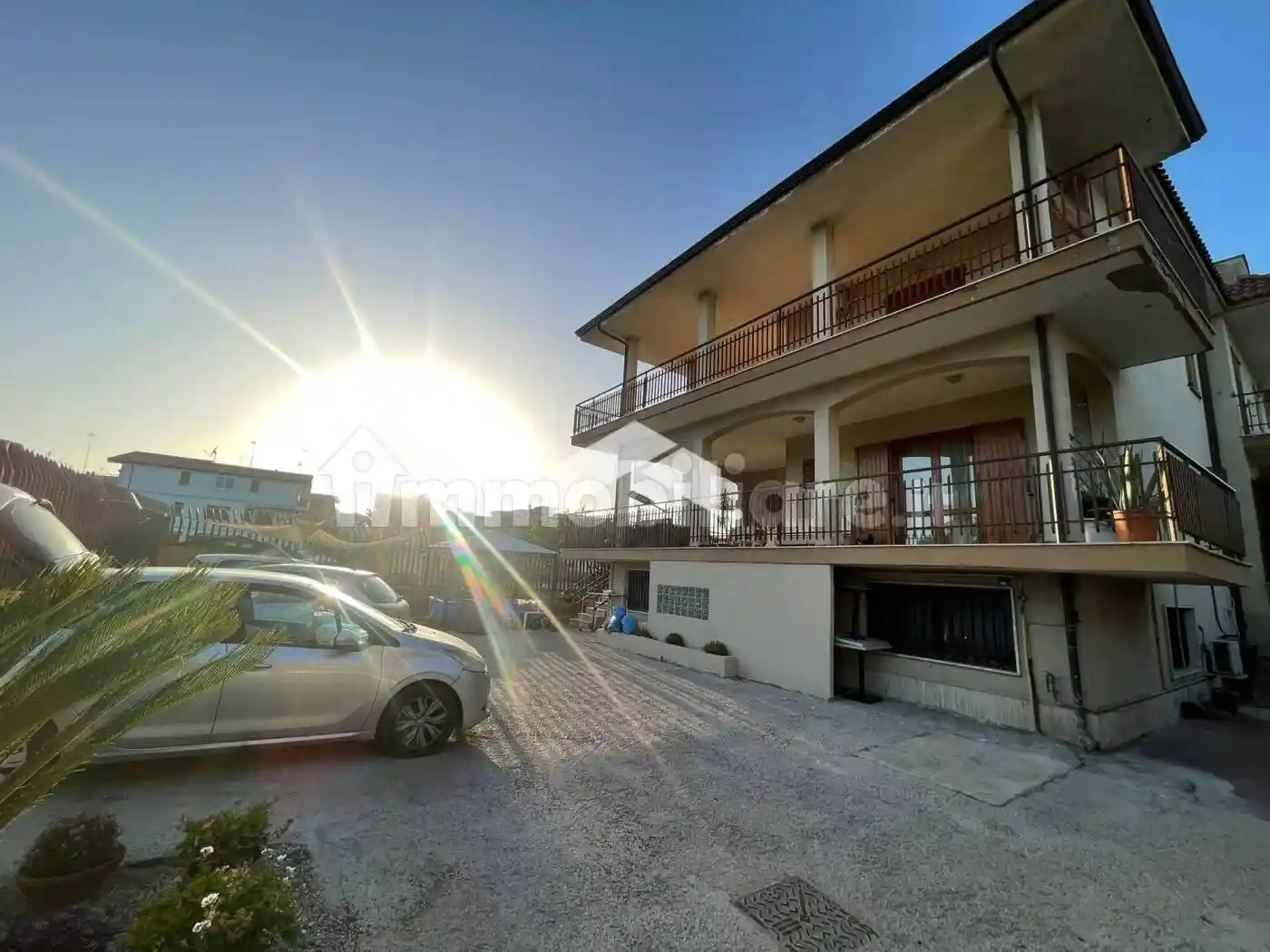 Villa plurifamiliare viale delle Rose, Castello di Cisterna - foto 2