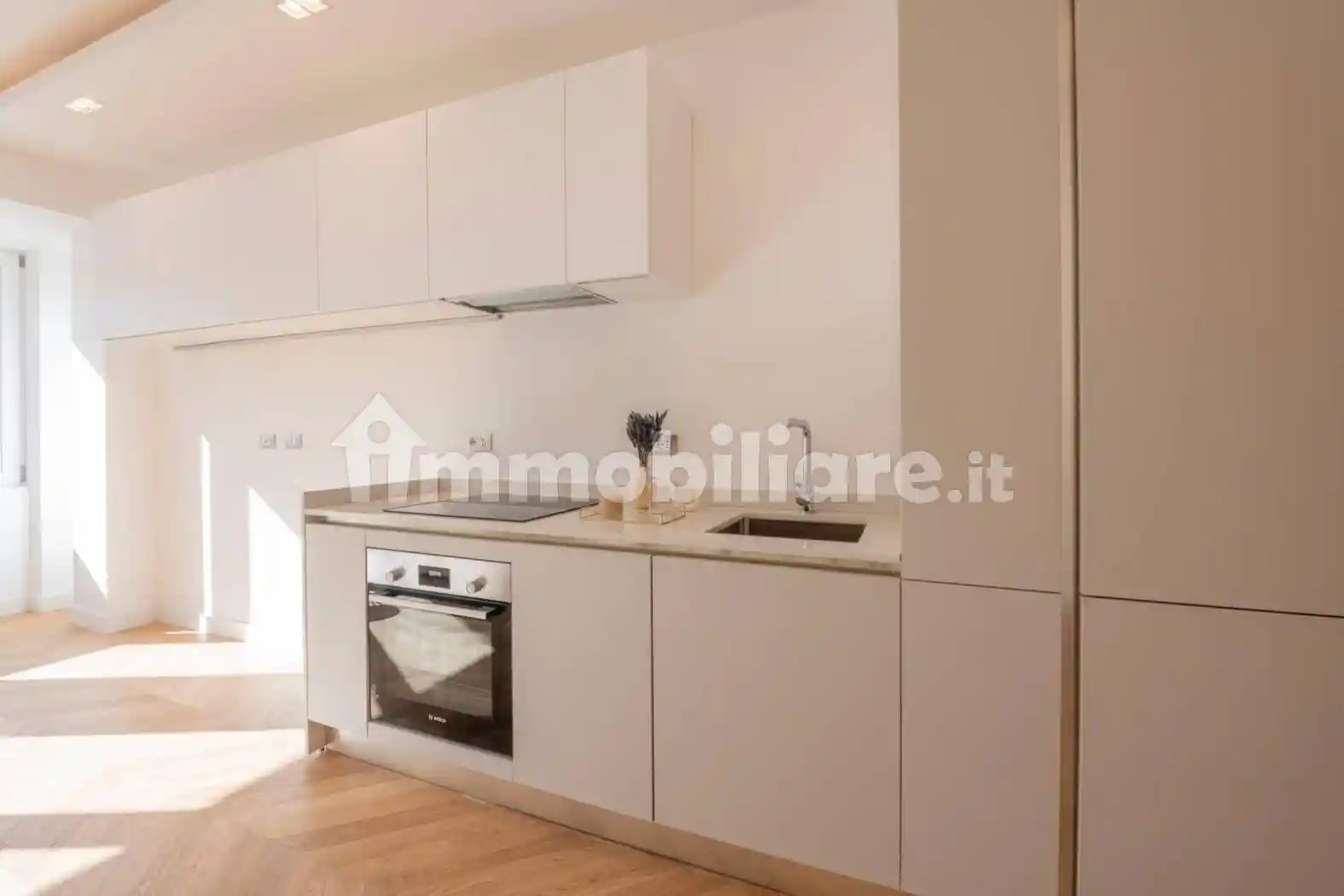 Bilocale via Arona 18, Sempione, Milano - foto 2