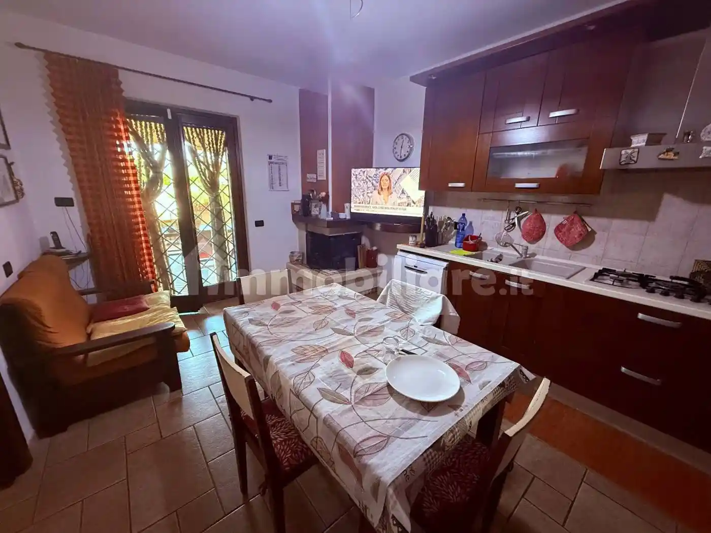 Villa unifamiliare via Afrodite 36, Colli di Enea - Sedici Pini, Pomezia - foto 2