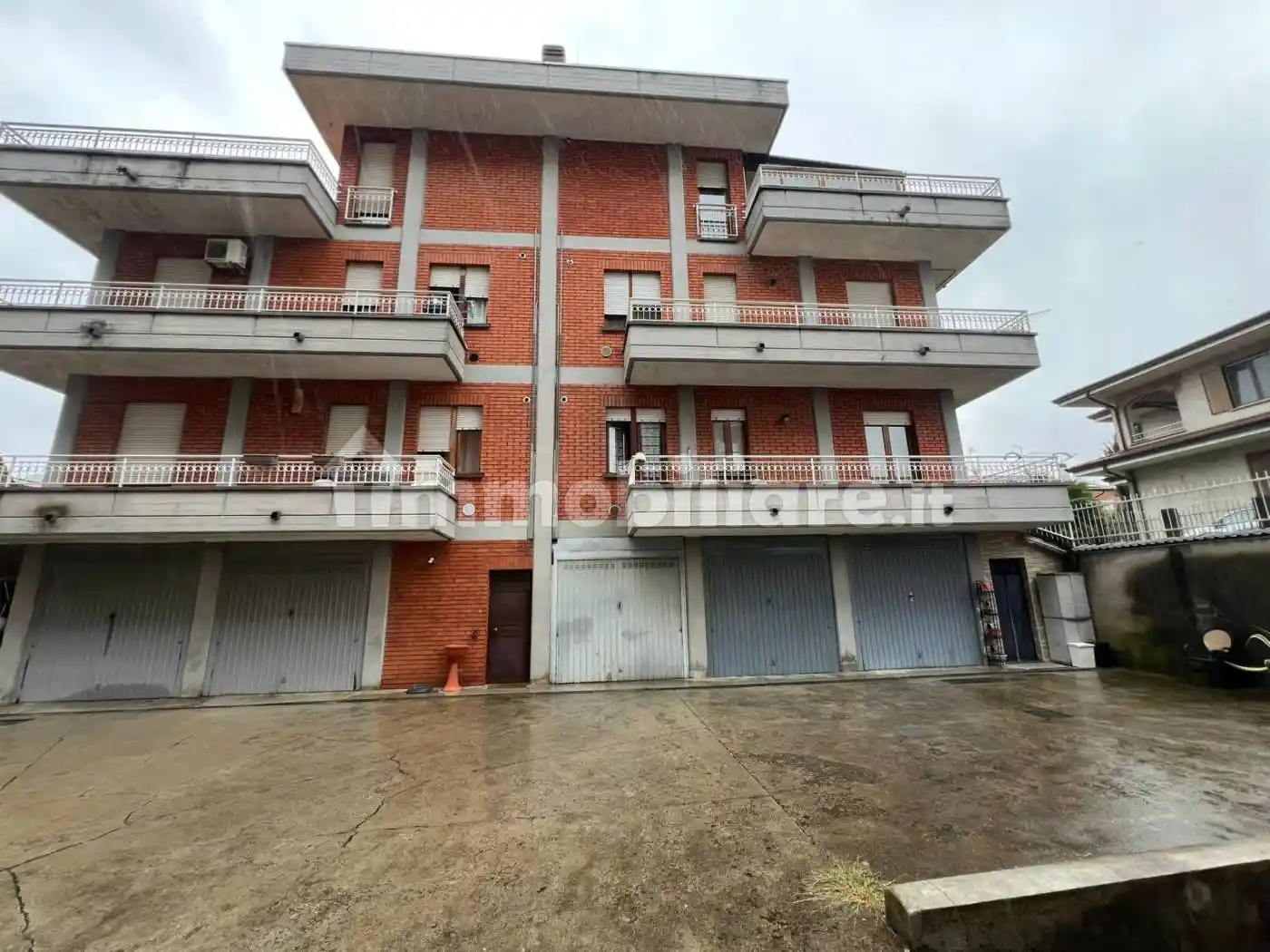 Appartamento in vendita a Garbagnate Milanese