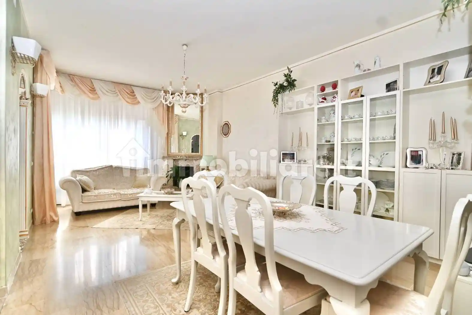 Appartamento in vendita a Rho