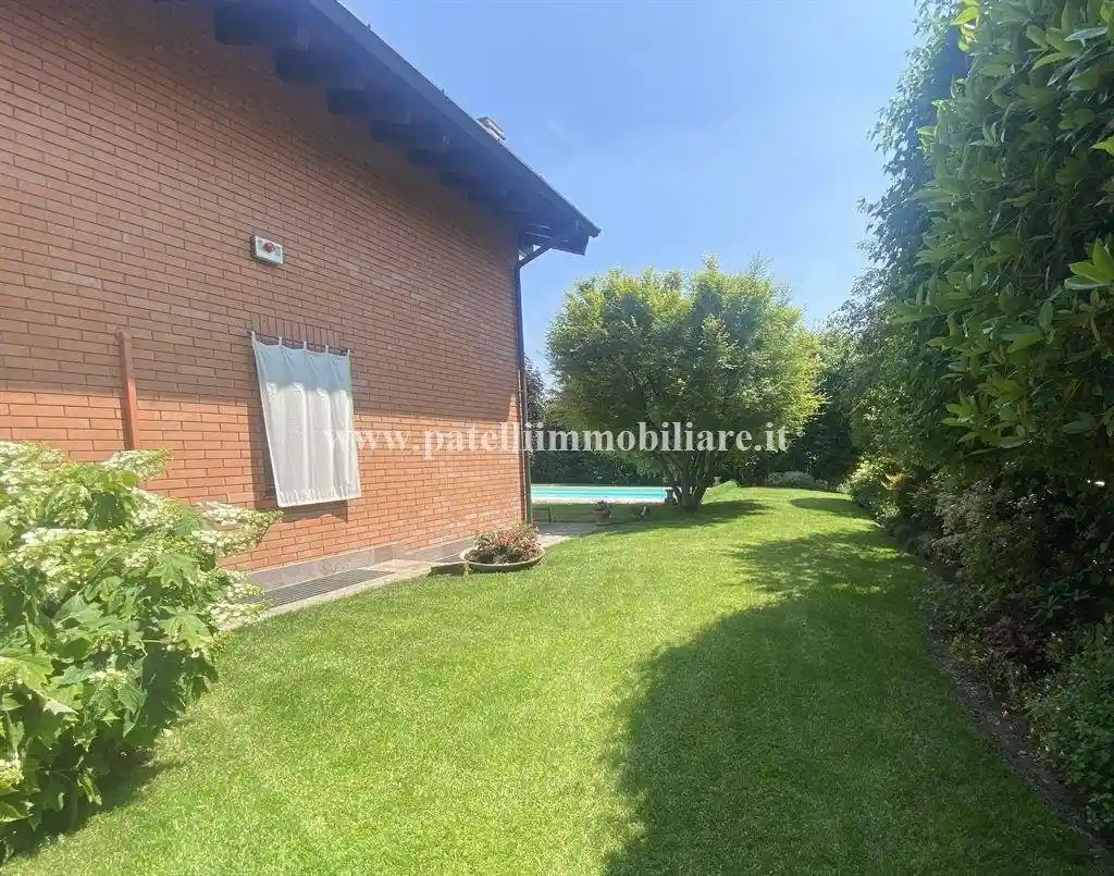 Villa unifamiliare, ottimo stato, 281 m², Presezzo - foto 4