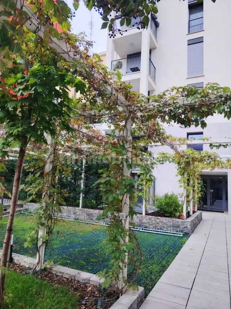 Bilocale via delle Foppette 4, Solari, Milano - foto 2