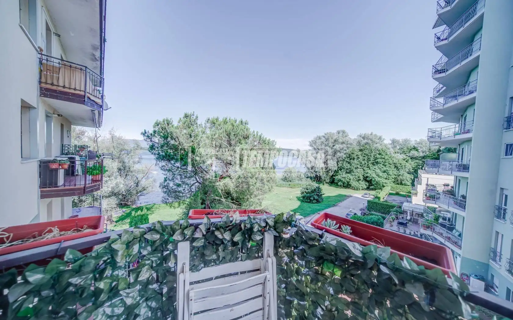 Appartamento in vendita a Dormelletto