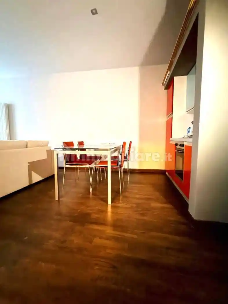 Bilocale ottimo stato, secondo piano, Centro Storico, Desenzano del Garda - foto 2