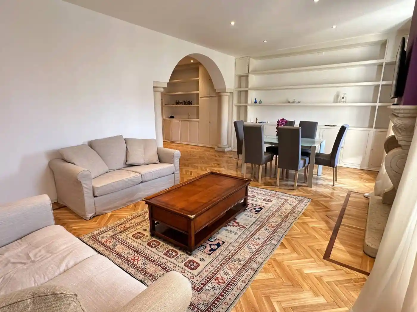 Quadrilocale via Carlo Farini 34, Isola, Milano - foto 2